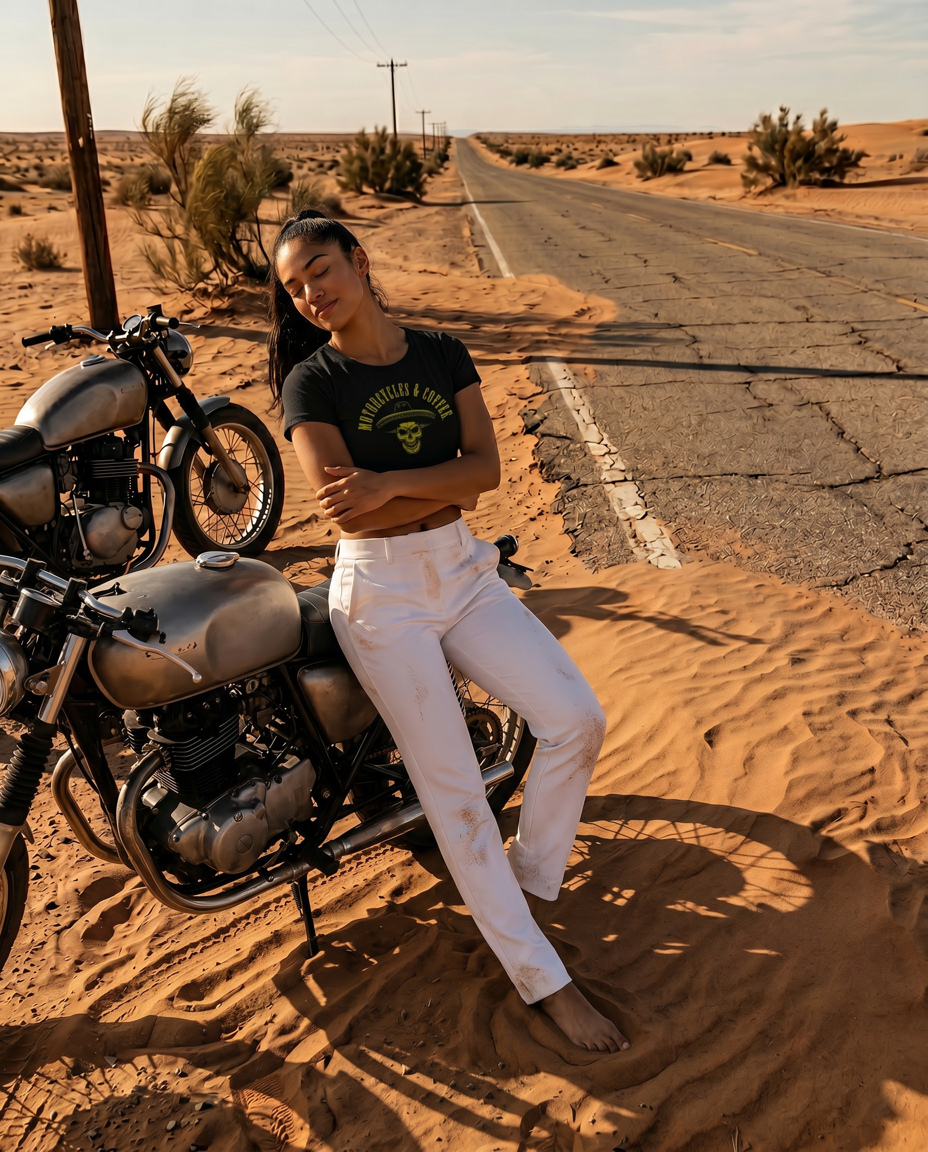 Designed for women riders, this soft cotton-poly crop top keeps you cool from sunrise coffee runs to late-night rallies.