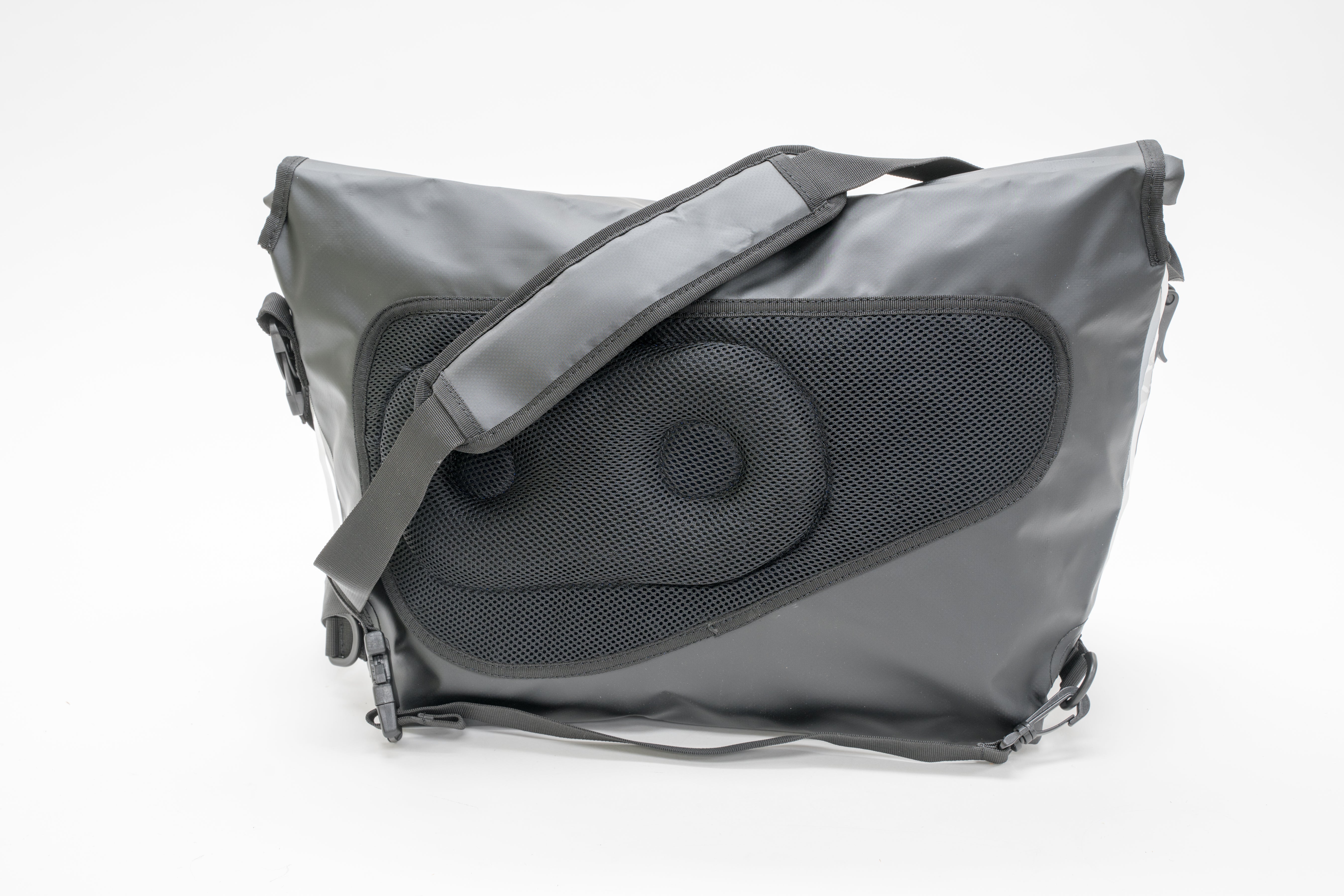 STUFFSACK Black Messenger
