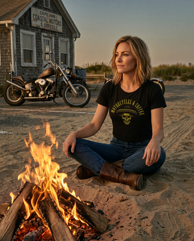 Made for women that ride motorcycles, this breathable crop top delivers lightweight comfort and bold, retro-inspired style.